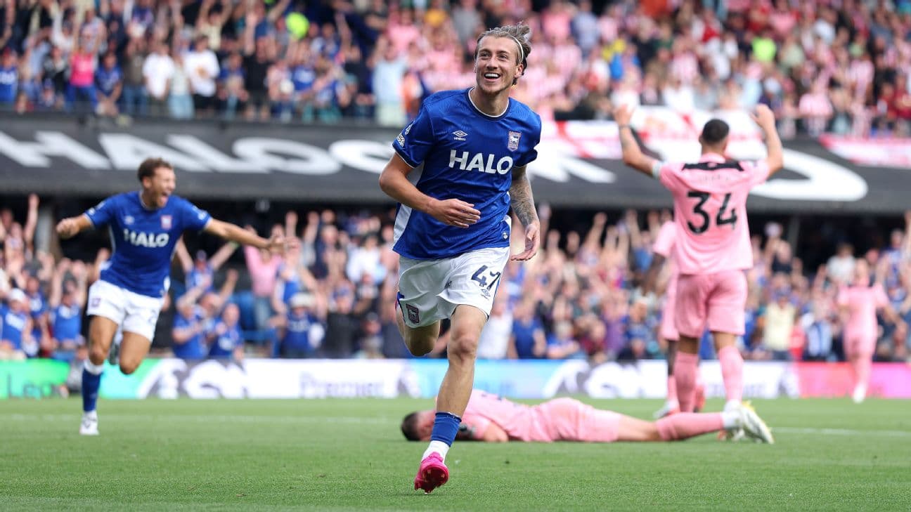Jack Clarke popped up late to seal a 2-1 opening day win for Ipswich against Sunderland.