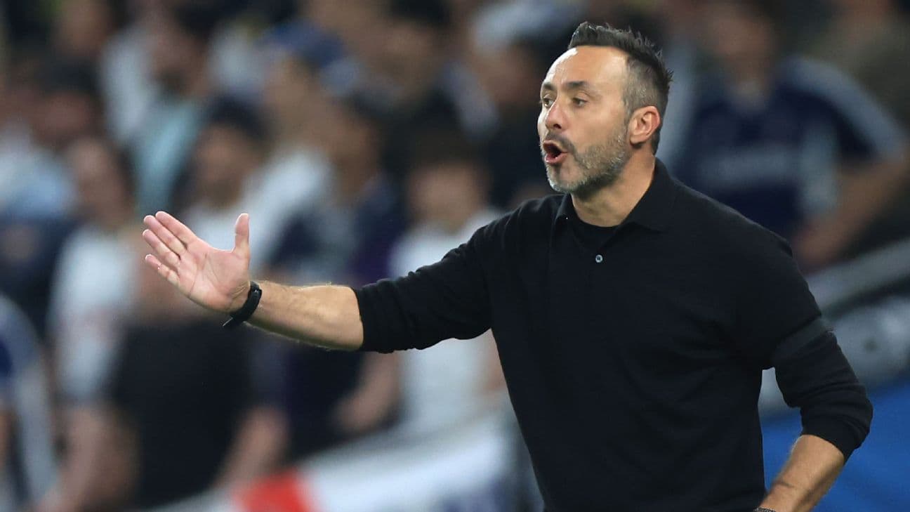 Tottenham boss Roberto De Zerbi hopeful of 'one player more' after 'bomba' Sávio, Marmoush arrivals